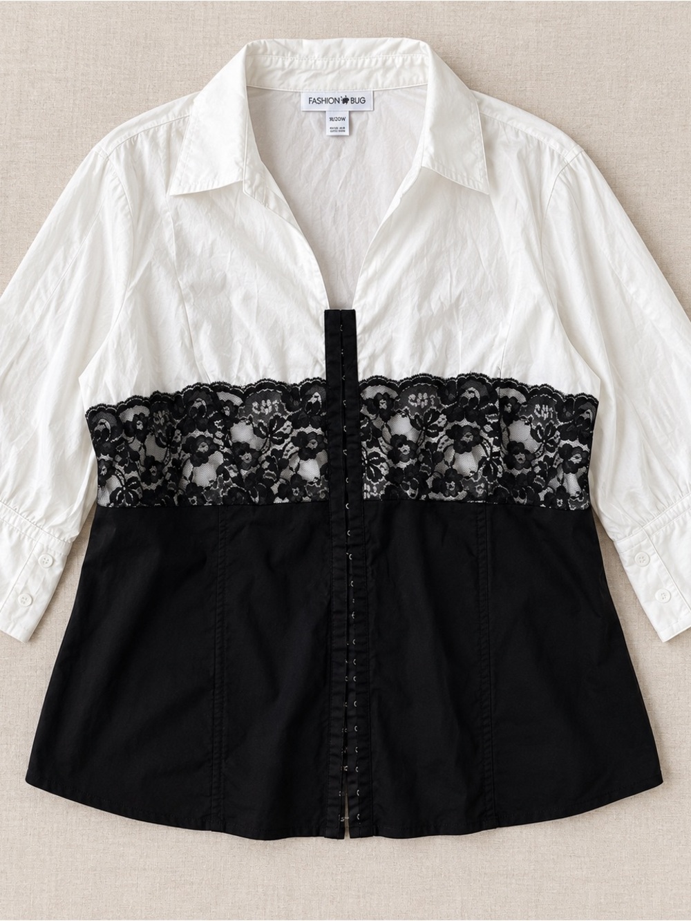 FASHION BUG White and Black Lace-Trim Button Front Women's Top